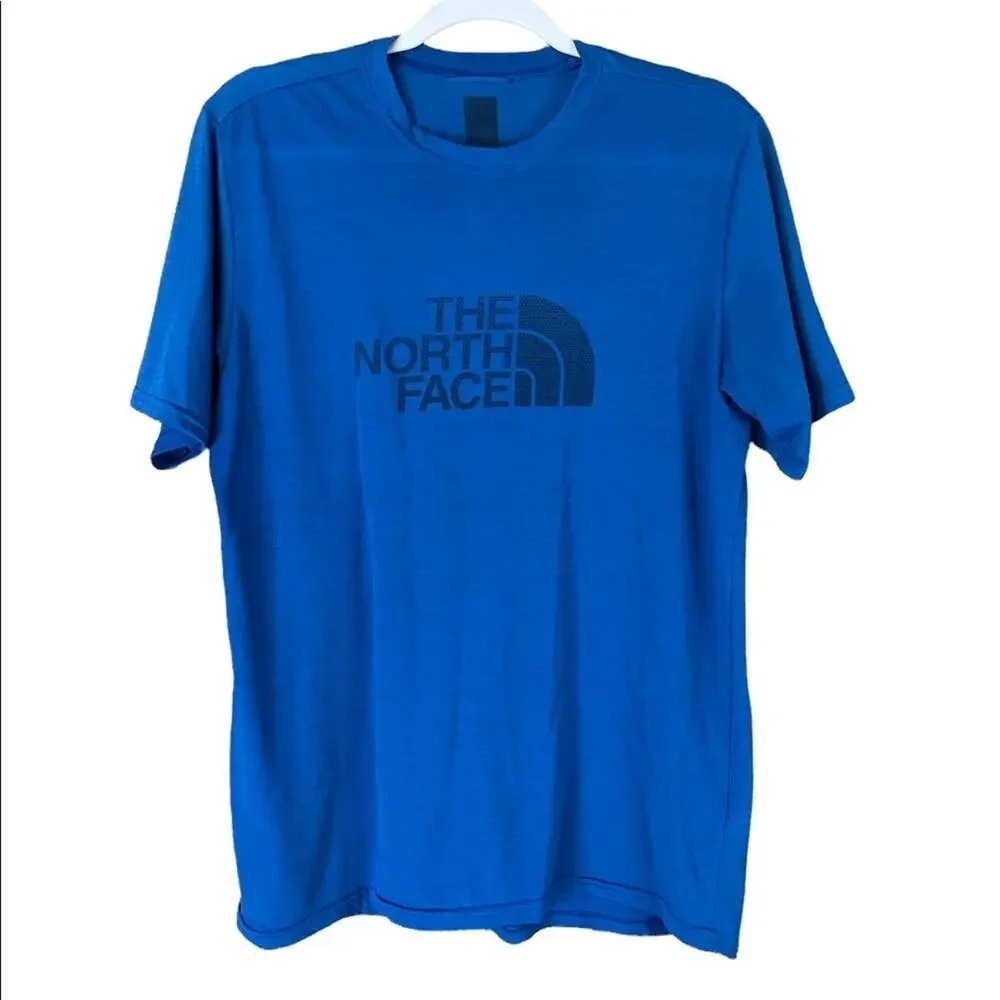 The North Face VaporWick Blue Short Sleeve T-shirt Size Medium